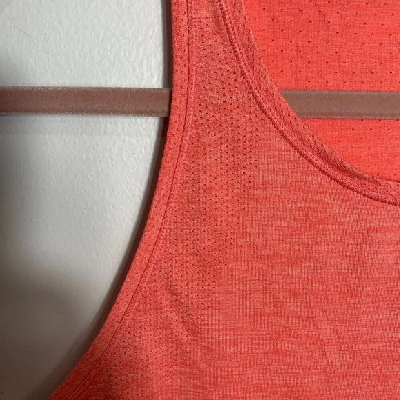 Athleta Uptempo II Sleeveless Tank Top Heathered Coral Size Medium - Picture 3 of 8